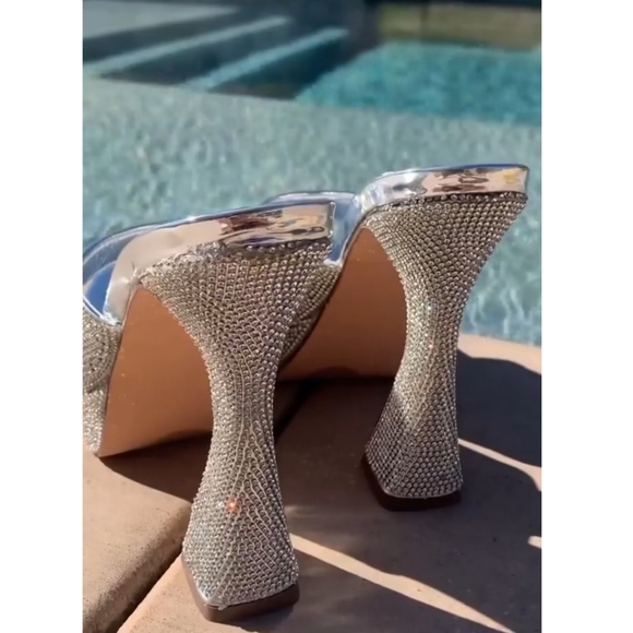 𝙇𝙖𝙨𝙩 8.5 & 10🖤𝑭𝒆𝒆𝒍 𝑻𝒉𝒆 𝑵𝒊𝒈𝒉𝒕 -𝐒𝐢𝐥𝐯𝐞𝐫 𝐃𝐢𝐚𝐦𝐨𝐧𝐝 - Picture 4 of 9